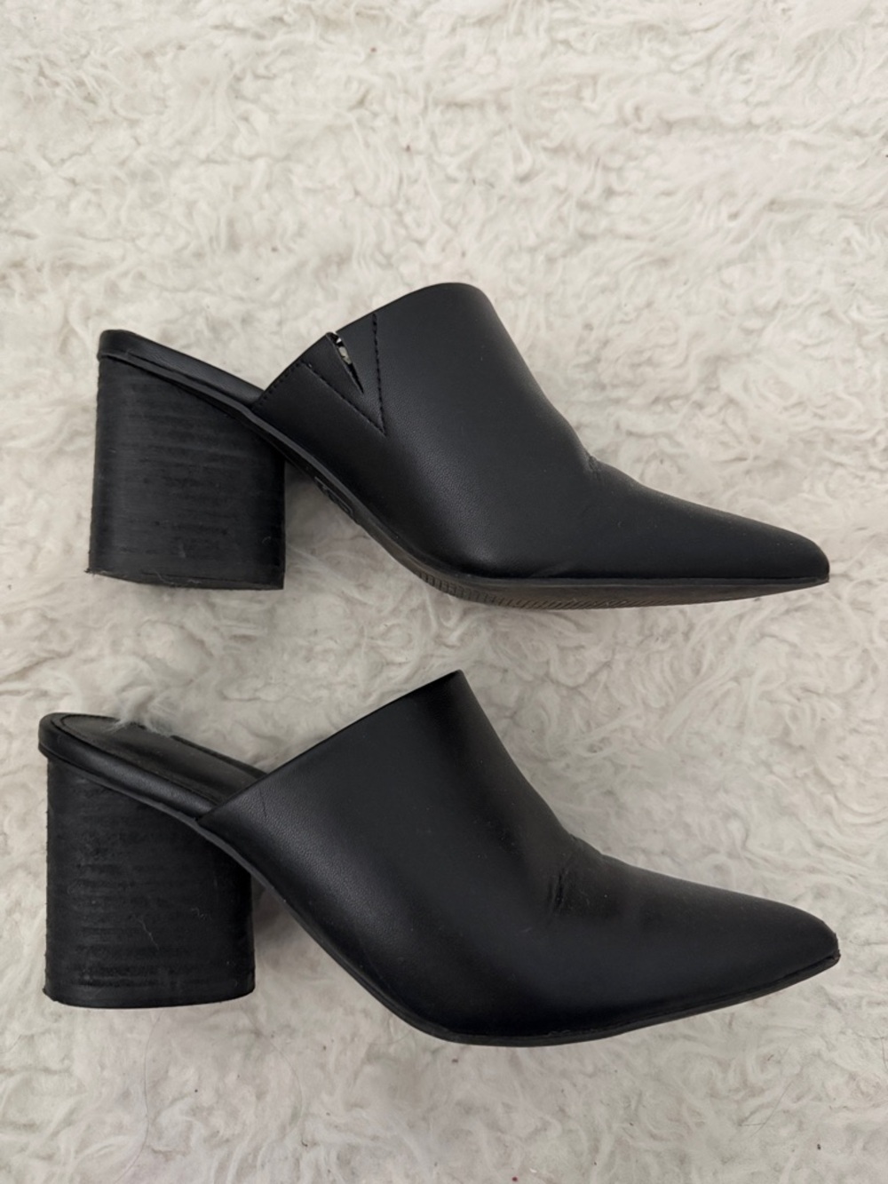 ROHB Black Pointed-Toe Slip-On Block Heel Mules - Picture 3 of 3